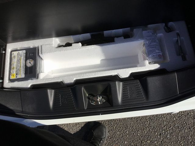 Suzuki SPACIA 2022-10 28181-13