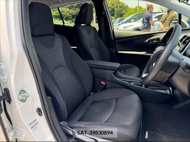 Toyota PRIUS 2018-07 348610-15