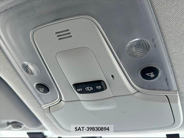 Toyota PRIUS 2018-07 348610-28