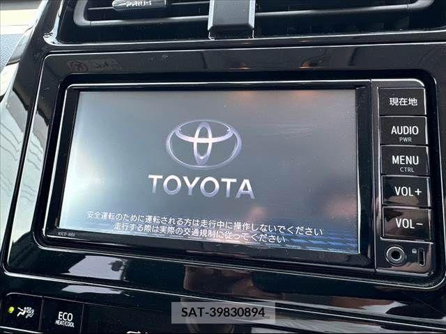 Toyota PRIUS 2018-07 348610-2