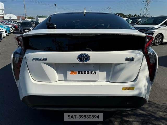 Toyota PRIUS 2018-07 348610-13