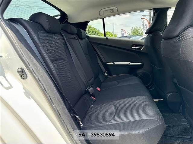 Toyota PRIUS 2018-07 348610-19
