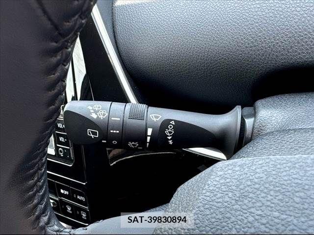 Toyota PRIUS 2018-07 348610-23
