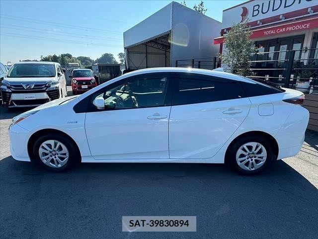 Toyota PRIUS 2018-07 348610-10