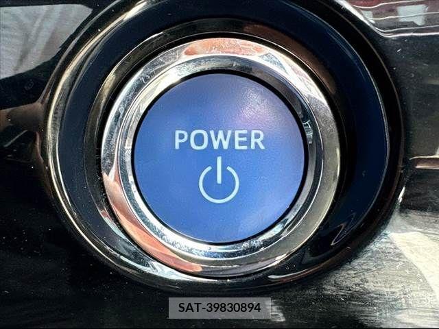 Toyota PRIUS 2018-07 348610-6