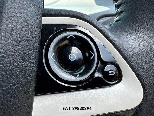 Toyota PRIUS 2018-07 348610-21