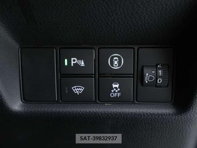 Honda FIT 2022-04 336037-14