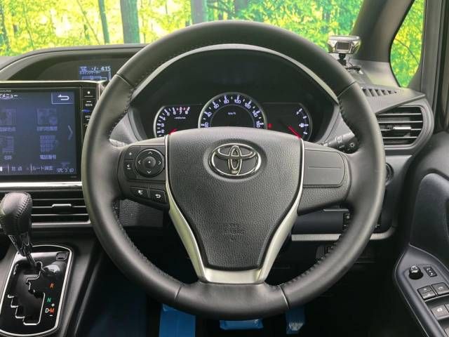 Toyota VOXY 2015-04 182109-11