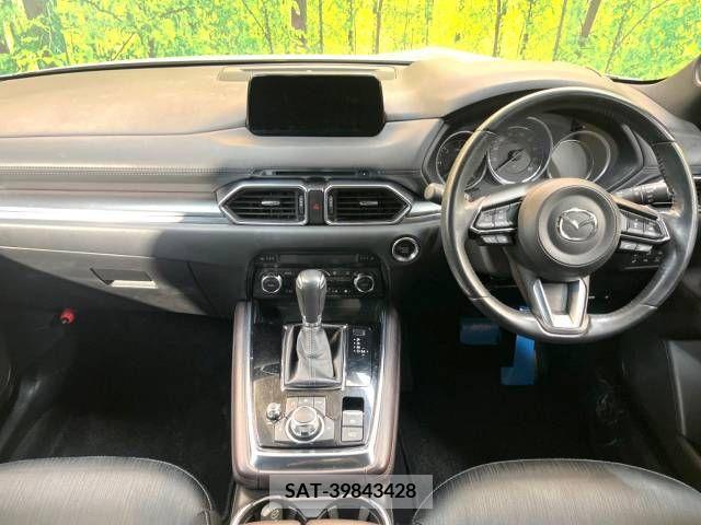 Mazda CX-8 2018-01 223055-1