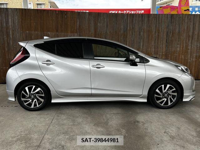 Toyota AQUA 2021-07 260483-5