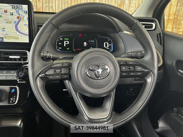 Toyota AQUA 2021-07 260483-15