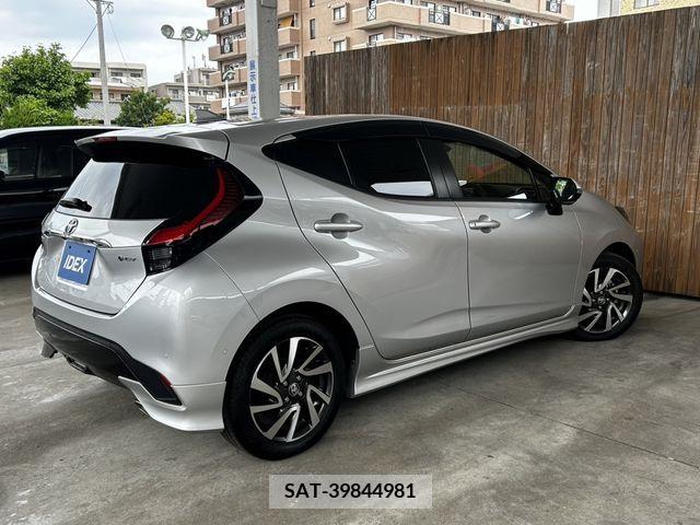 Toyota AQUA 2021-07 260483-1