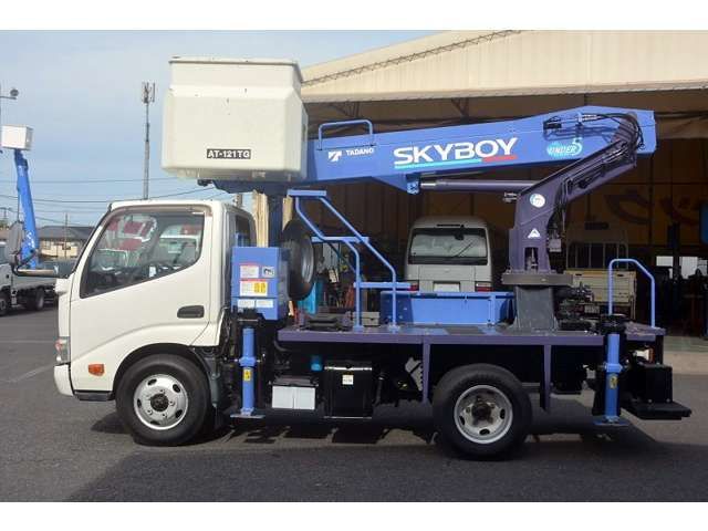 Hino DUTRO 2013-08 18180-2
