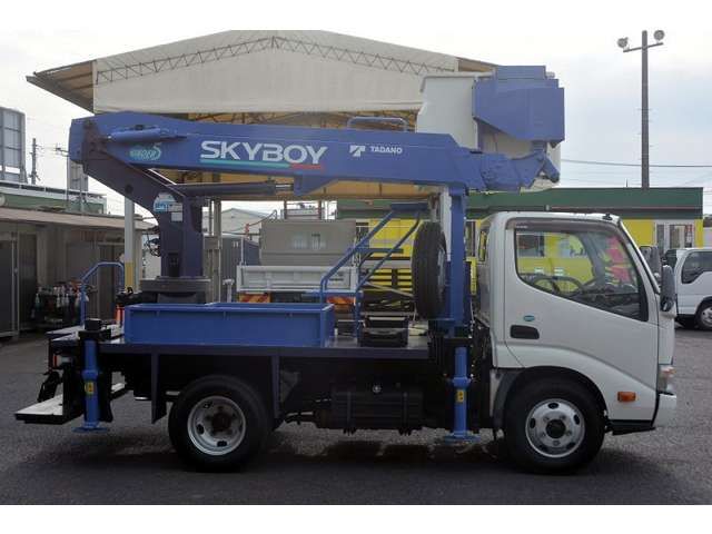 Hino DUTRO 2013-08 18180-4