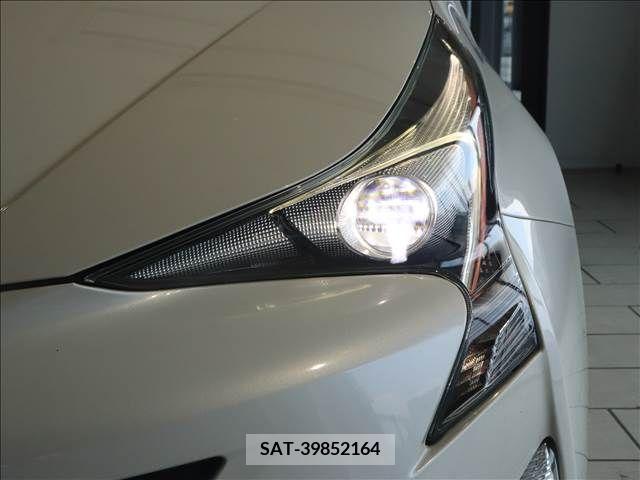 Toyota PRIUS 2019-01 393376-13