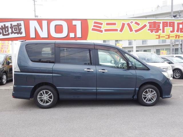 Nissan SERENA 2011-07 5803-4