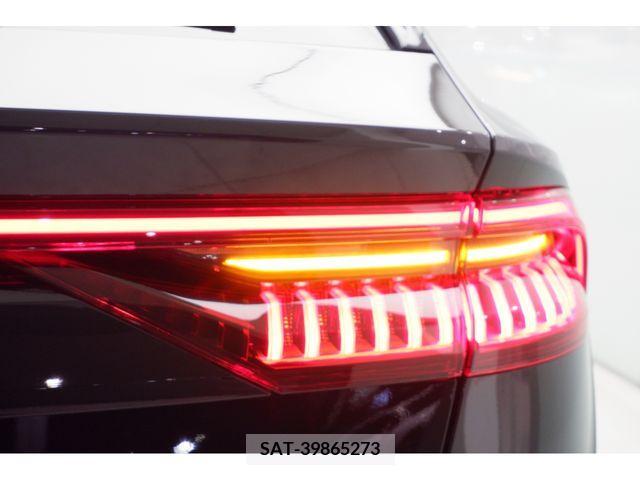 Audi Q8 2022-12 334746-28