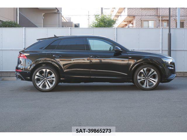 Audi Q8 2022-12 334746-4