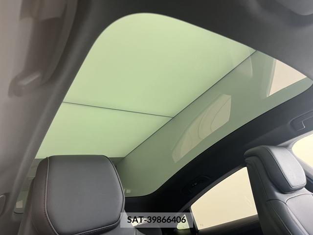 Audi E-TRON 2022-03 343500-6