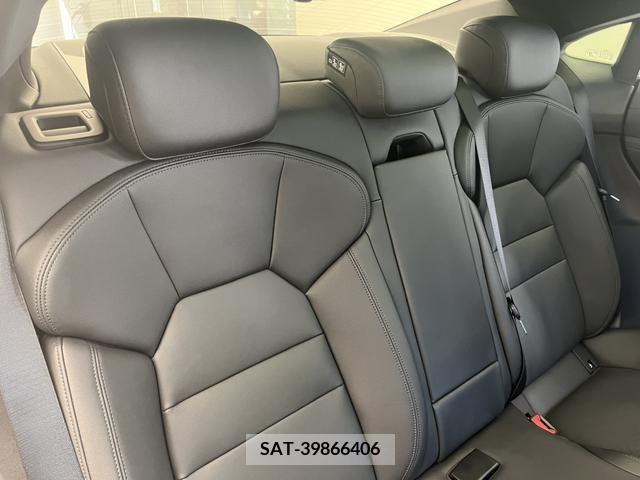 Audi E-TRON 2022-03 343500-13