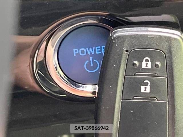 Toyota PRIUS 2018-01 281864-7
