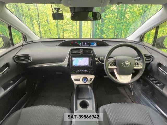 Toyota PRIUS 2018-01 281864-1
