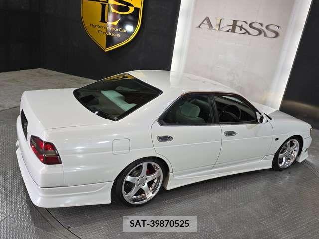 Nissan LAUREL 2000-09 339009-2