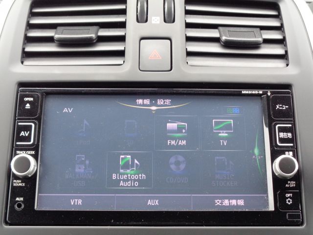Nissan MARCH 2016-10 24009-6