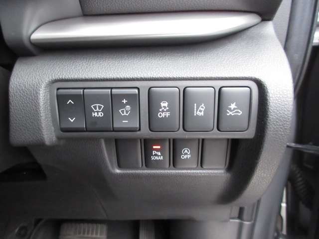Mitsubishi ECLIPSE CROSS 2018-06 13386-13