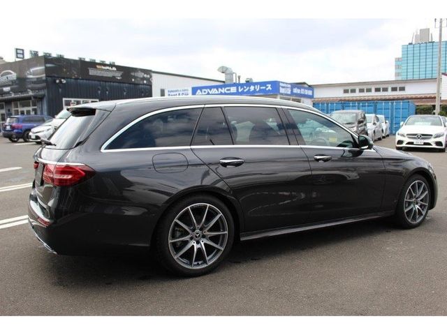 Mercedes Benz E-CLASS 2021-06 2145-22