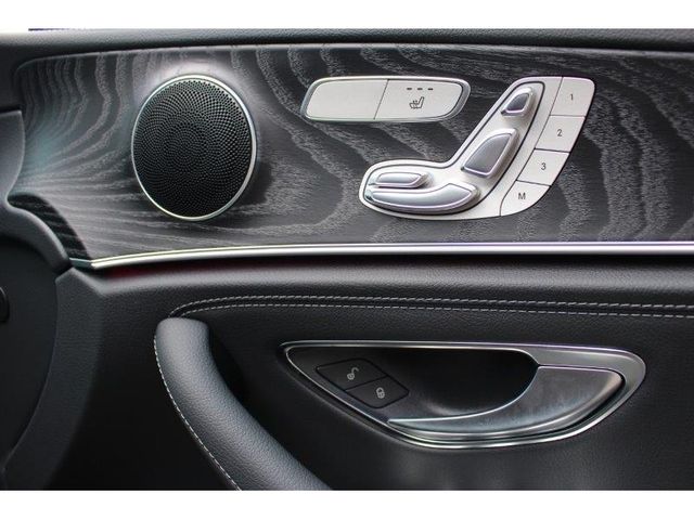 Mercedes Benz E-CLASS 2021-06 2145-25