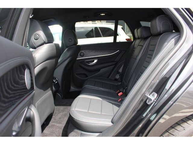 Mercedes Benz E-CLASS 2021-06 2145-5