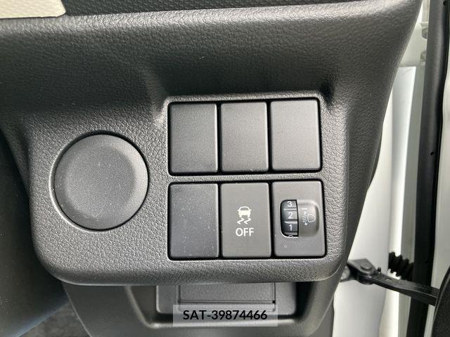 Suzuki ALTO 2018-05 389148-8