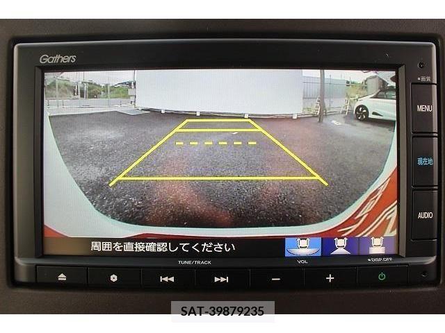 Honda N BOX 2021-01 240066-3