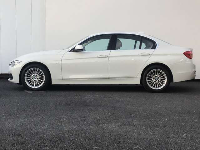 Bmw 3 SERIES 2016-11 2784-7