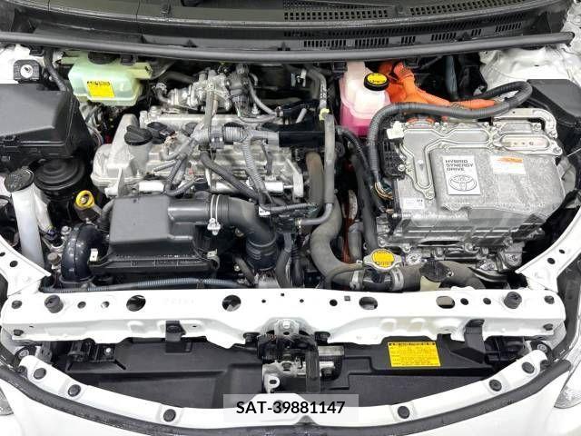 Toyota AQUA 2015-01 219408-18