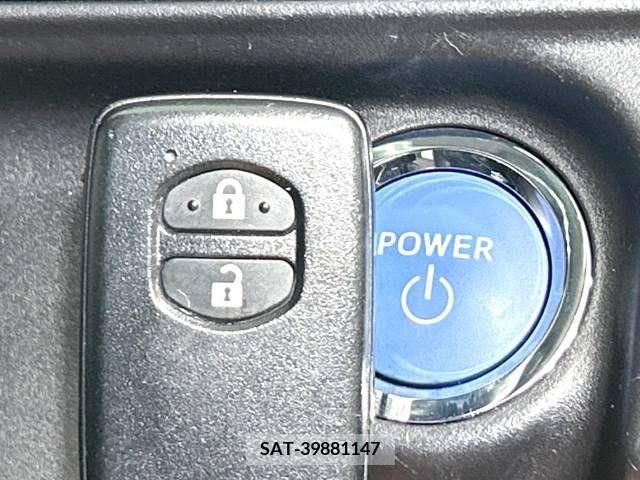 Toyota AQUA 2015-01 219408-7