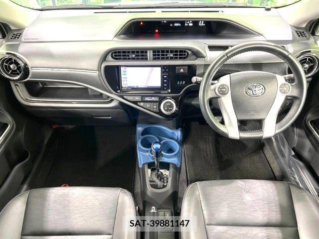 Toyota AQUA 2015-01 219408-1