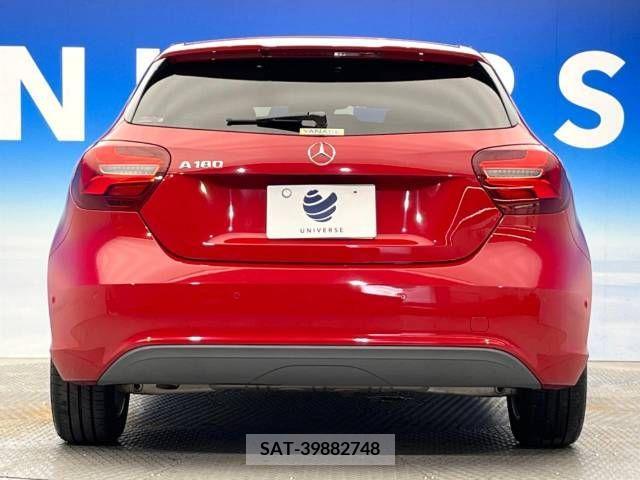 Mercedes Benz A-CLASS 2016-11 378415-16