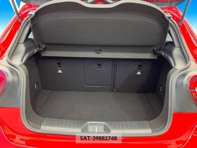 Mercedes Benz A-CLASS 2016-11 378415-12