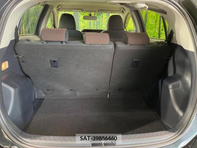 Toyota AQUA 2012-06 348992-10