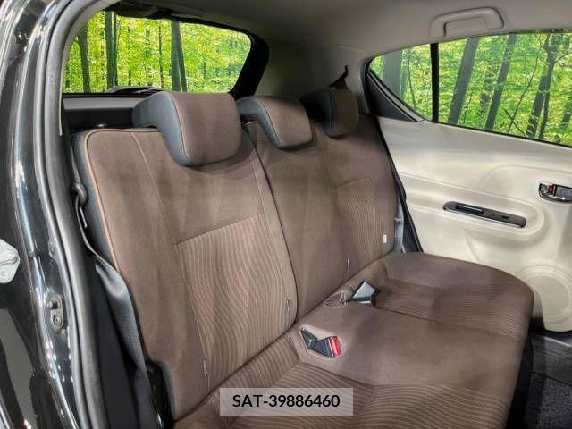 Toyota AQUA 2012-06 348992-9
