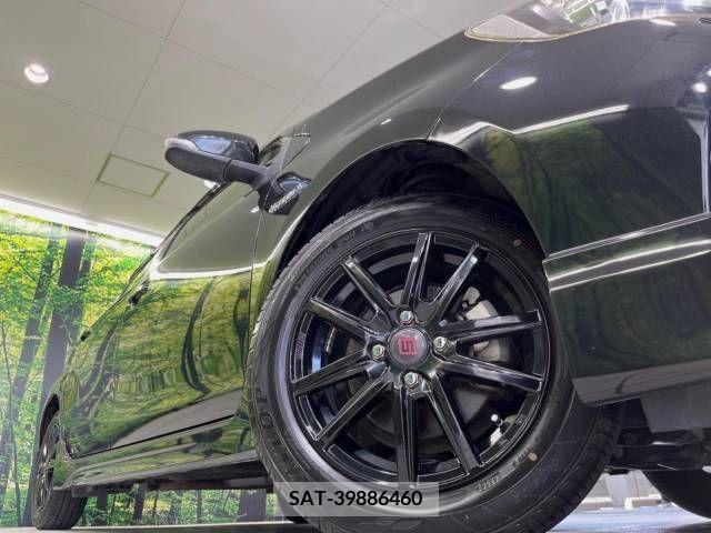 Toyota AQUA 2012-06 348992-13