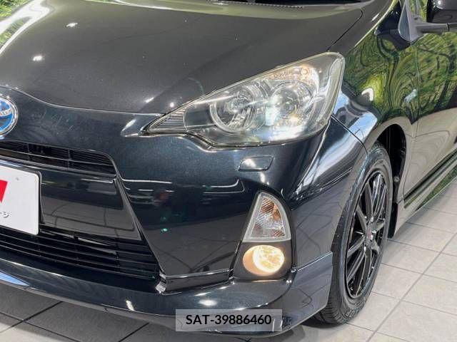 Toyota AQUA 2012-06 348992-12
