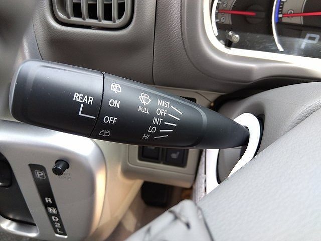 Suzuki EVERY WAGON 2023-10 191583-21