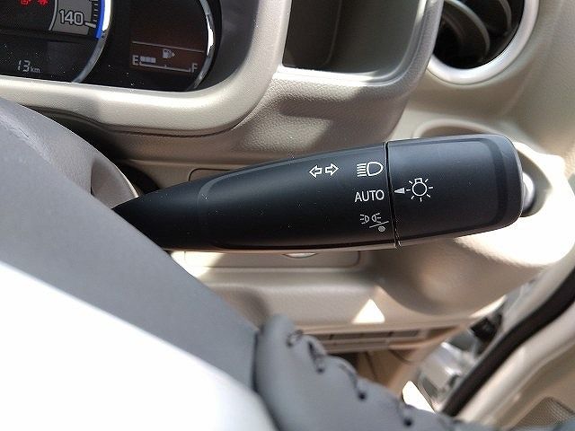 Suzuki EVERY WAGON 2023-10 191583-20