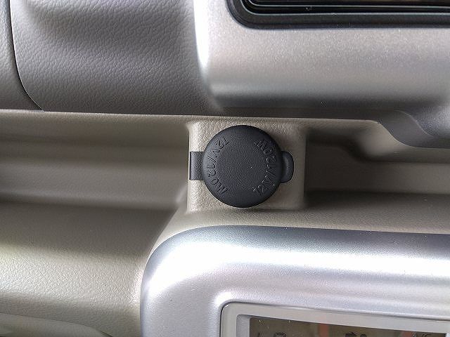 Suzuki EVERY WAGON 2023-10 191583-23