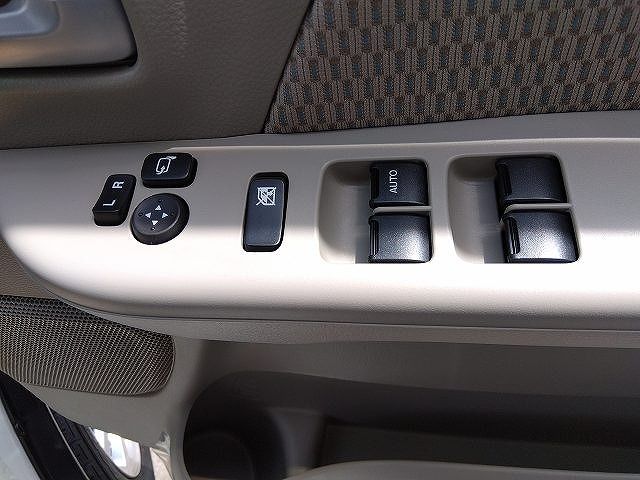 Suzuki EVERY WAGON 2023-10 191583-17