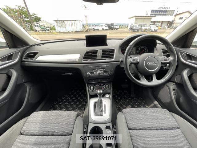 Audi Q3 2017-05 330765-5