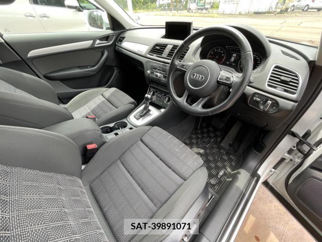 Audi Q3 2017-05 330765-19